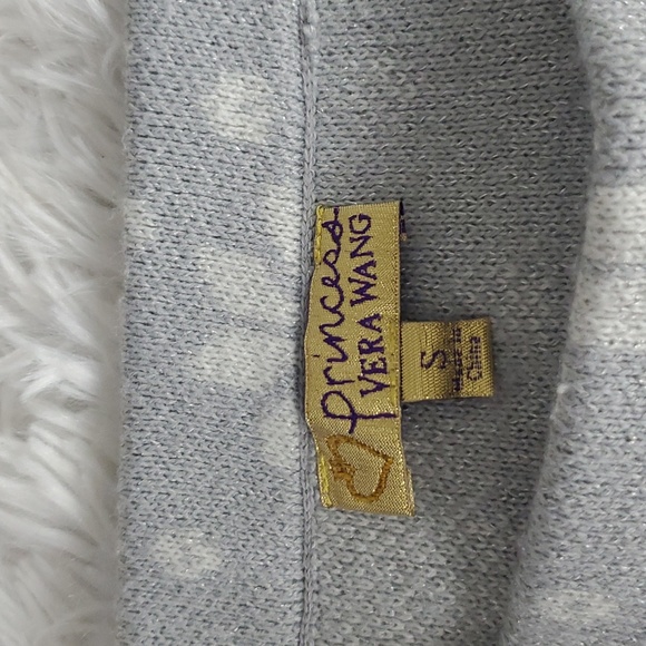 Princess Vera Wang Circle Sweater Snowflake Skirt, Juniors Size S - Picture 3 of 7